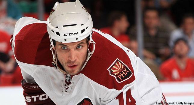 Coyotes re-sign Pyatt to two-year deal