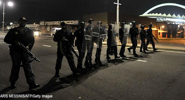 Riot police disperse hundreds of protestors