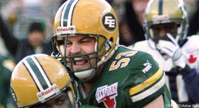 eskimo wearing football helmet Warren Moon Signed Edmonton Eskimos Riddell Mini with Note NFL Files Trademark For Duluth