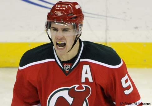 Official: Zach Parise Signs One-Year, $6 Million Contract with the