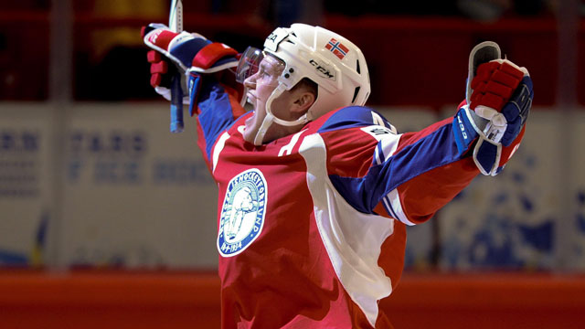 Former NHLer Patrick Thoresen tore up the KHL again this season and was a large part in the surprising Norwegians in last year's tournament. (AP/Pontus Lundahl)