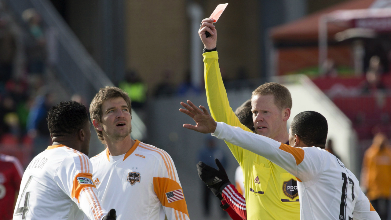 MLS ref lockout ends with 5-year labour deal