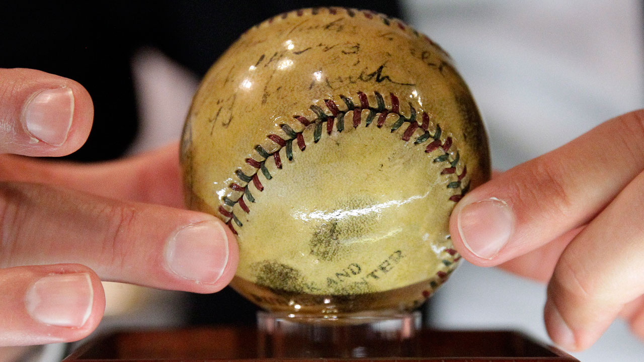 Babe Ruth memorabilia to be auctioned