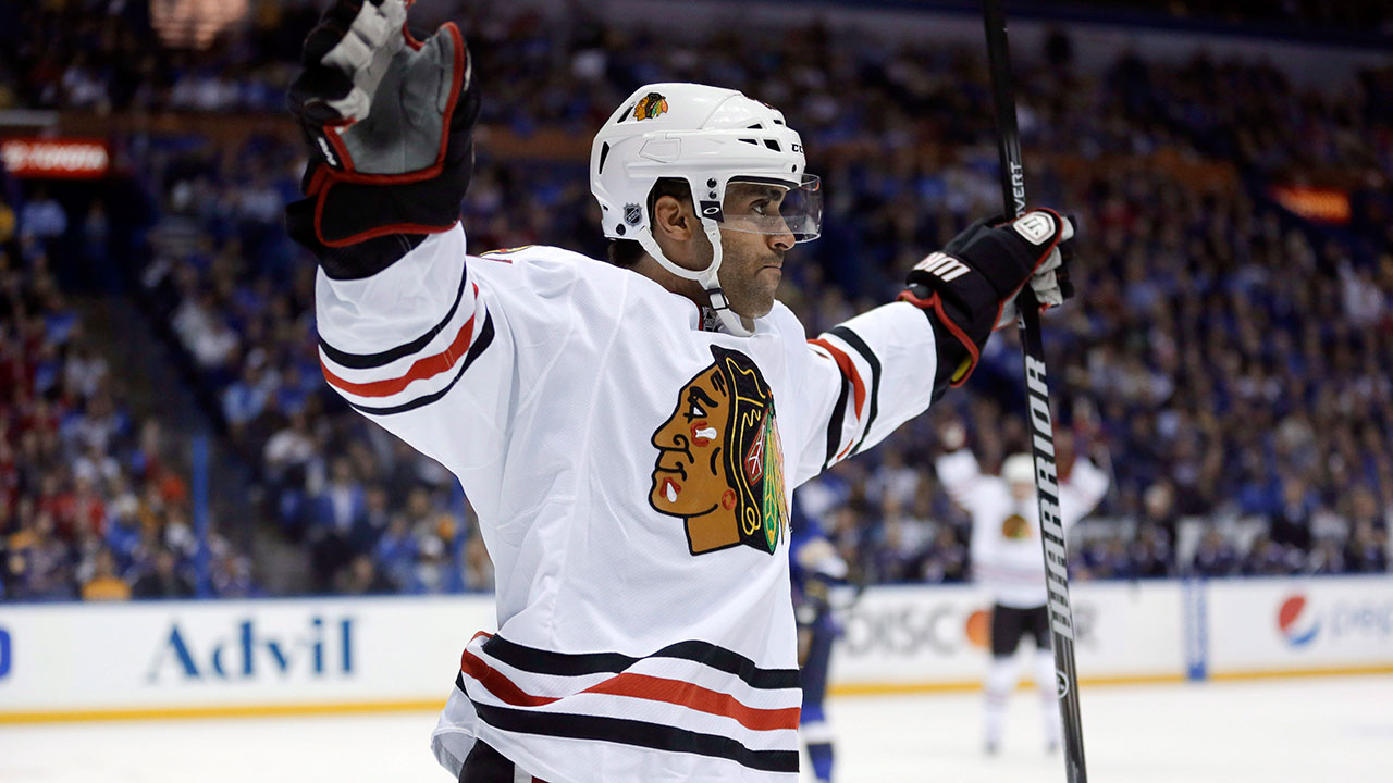 Johnny-Oduya;-Dallas-Stars;-Chicago-Blackhawks