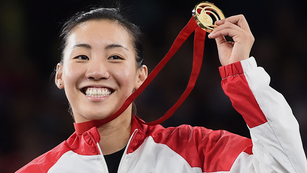 Canadas Li wins badminton gold in Glasgow