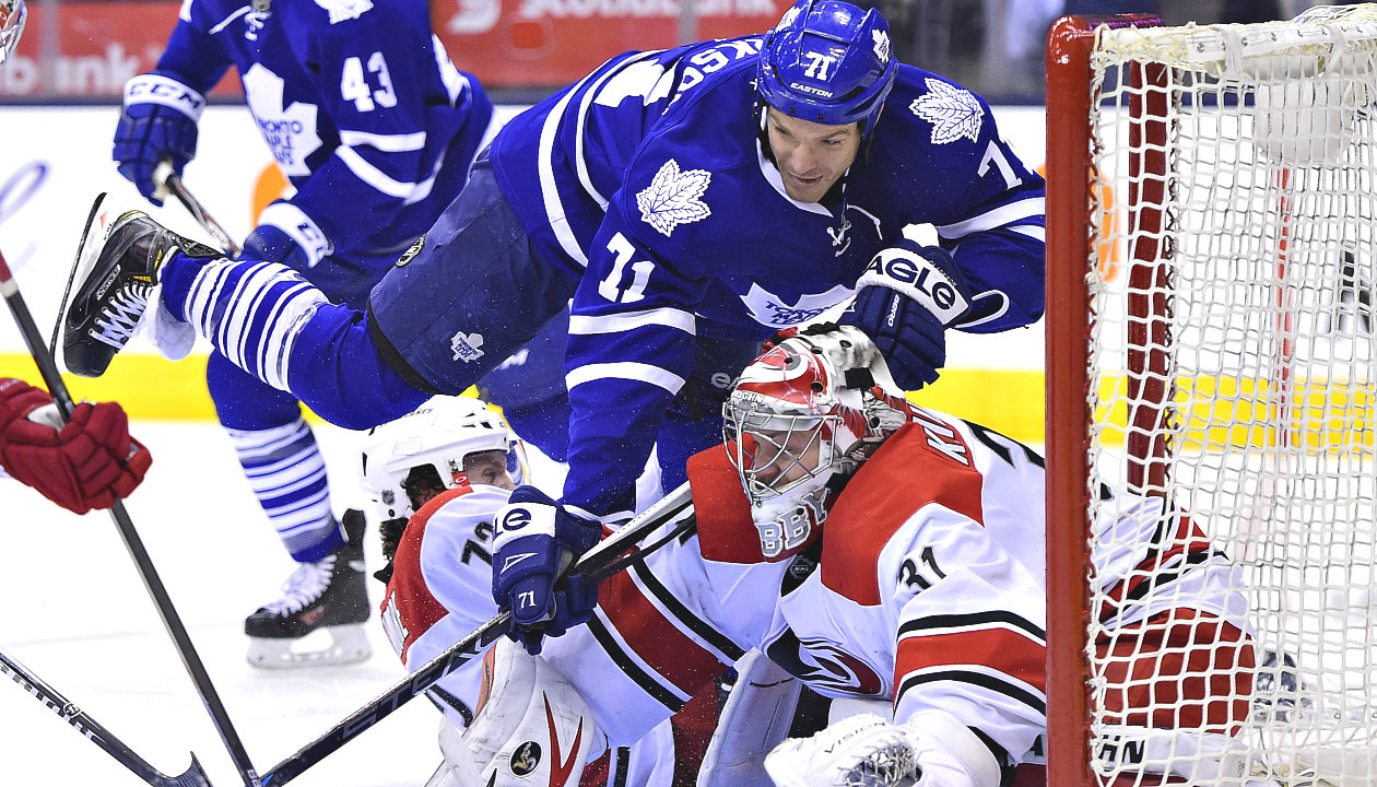 David-Clarkson;-Toronto-Maple-Leafs;-Carolina-Hurricanes