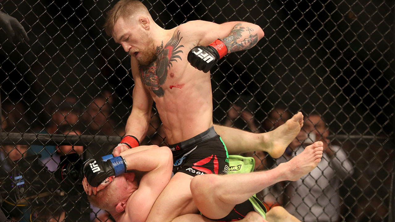 Conor-McGregor;-Denis-Siver;-UFC