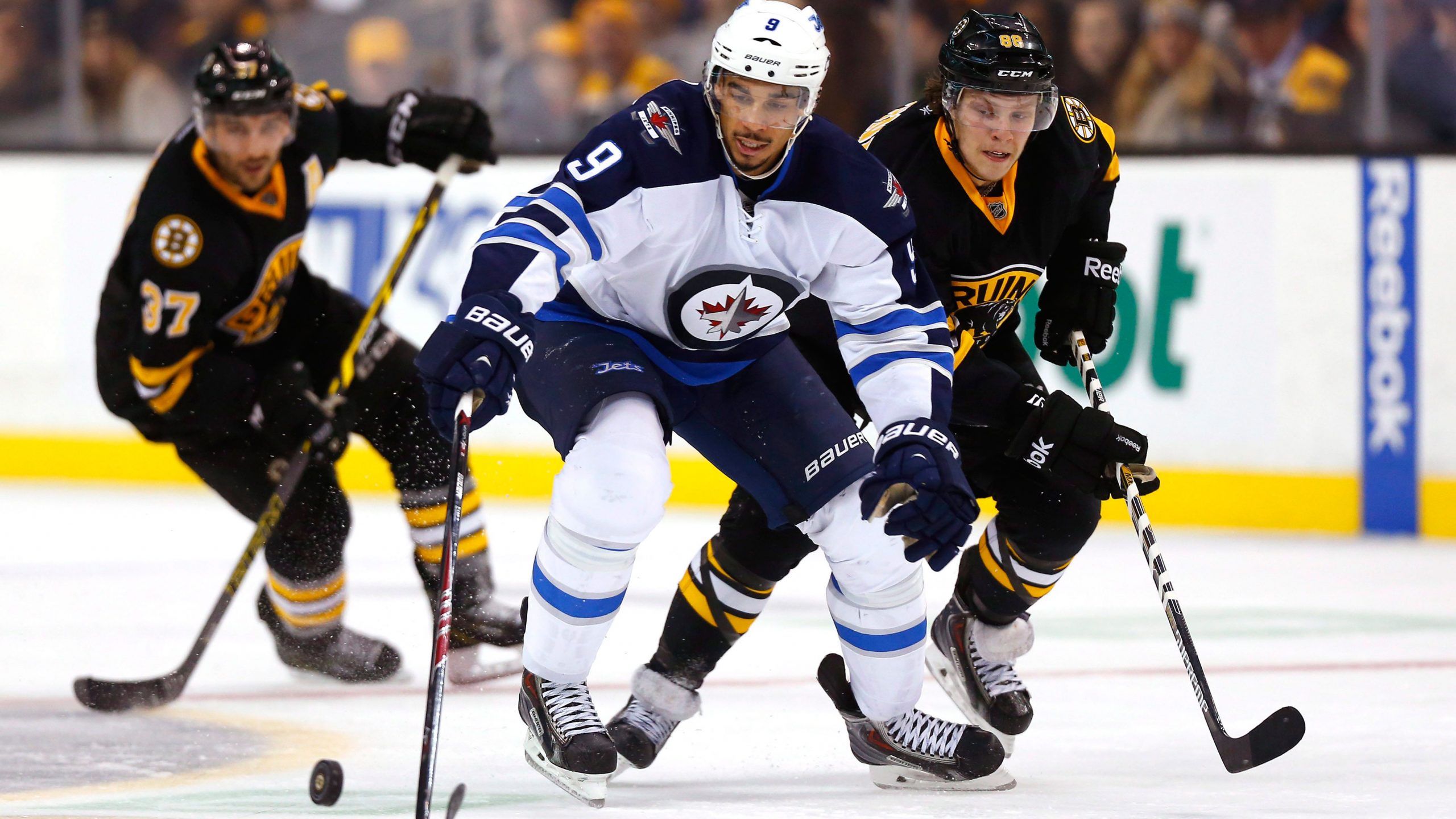Evander Kane gets shuffled off to Buffalo by Winnipeg Jets in multi-player  trade