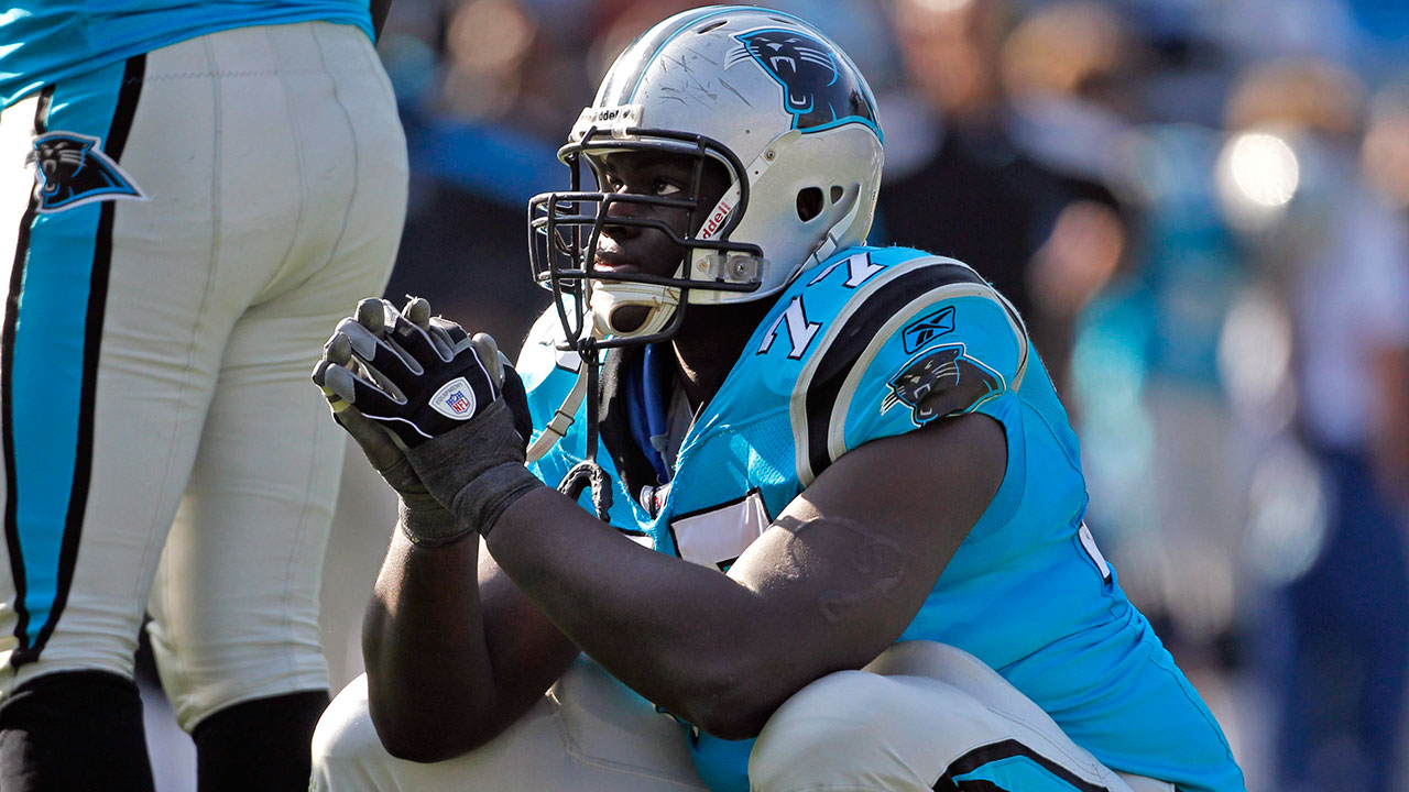 Byron-Bell;-Carolina-Panthers;-Tennessee-Titans;-NFL