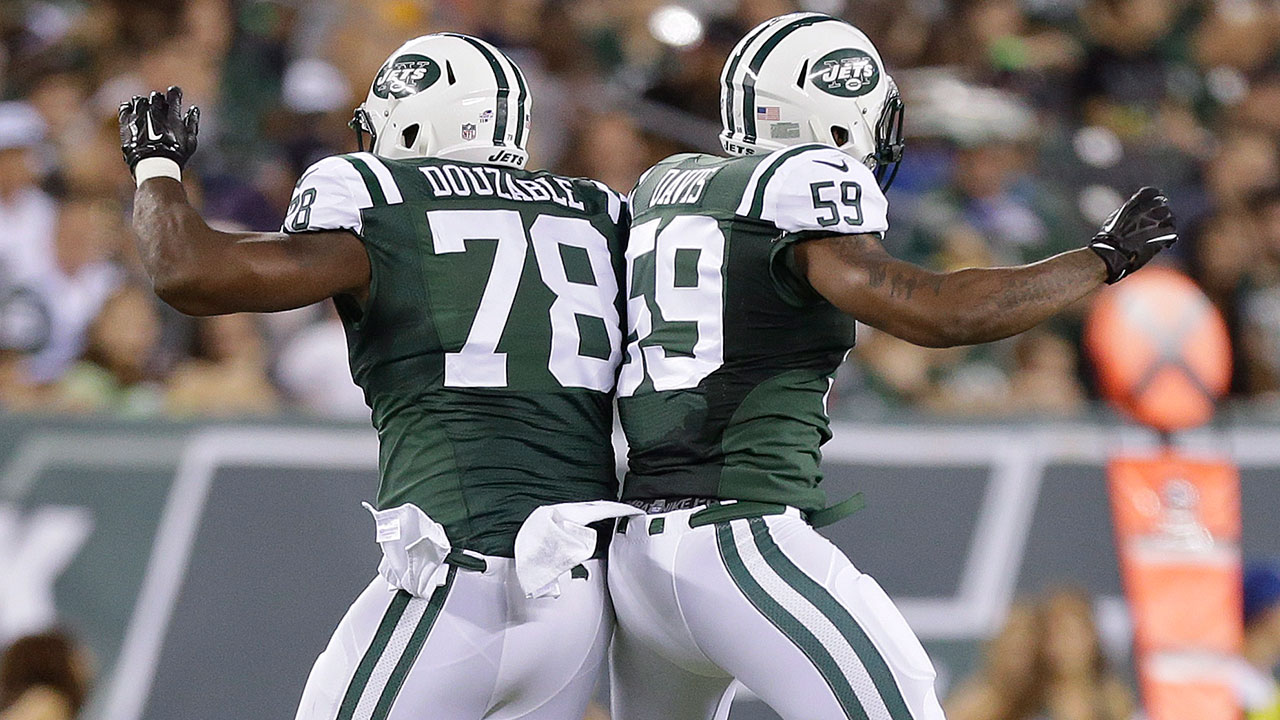 Jets Re sign Veteran Douzable To One year Deal