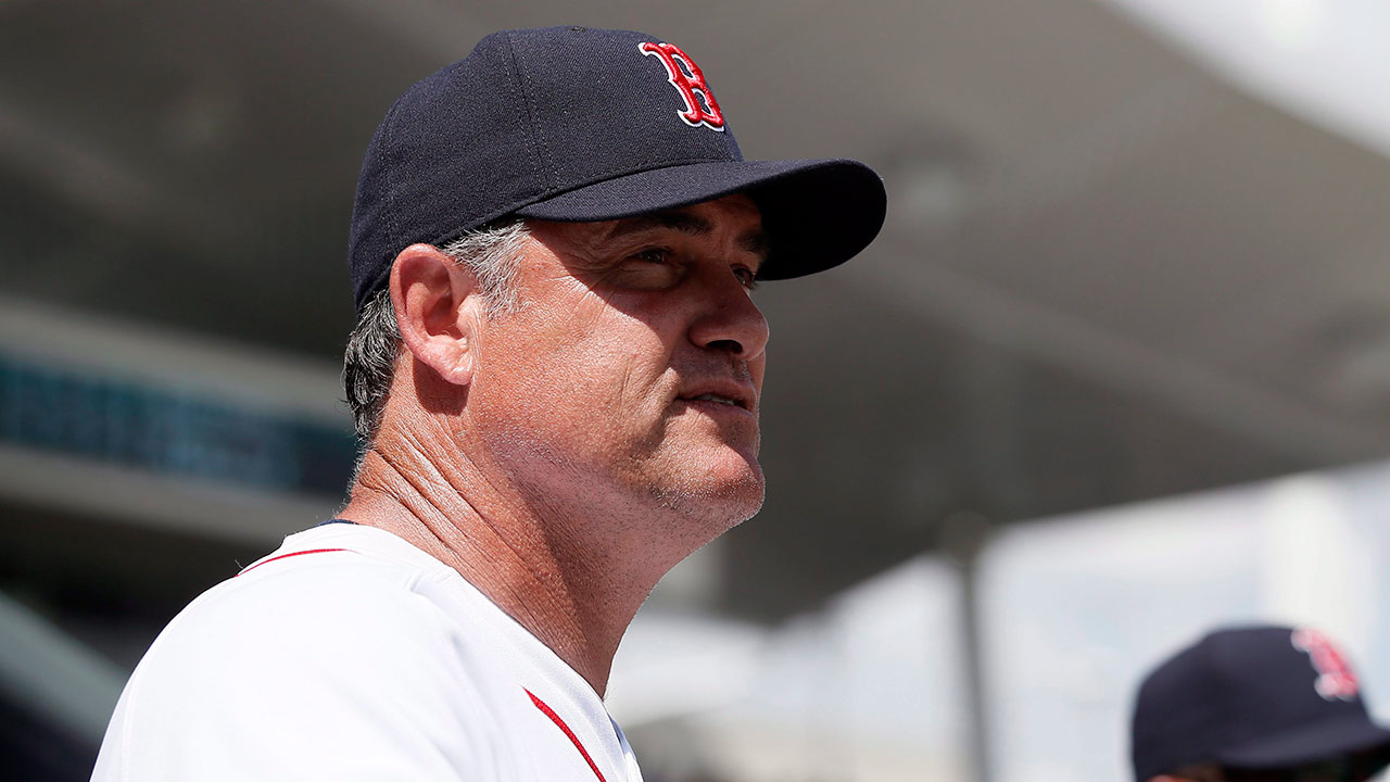 Red Sox hire Carl Willis as new pitching coach