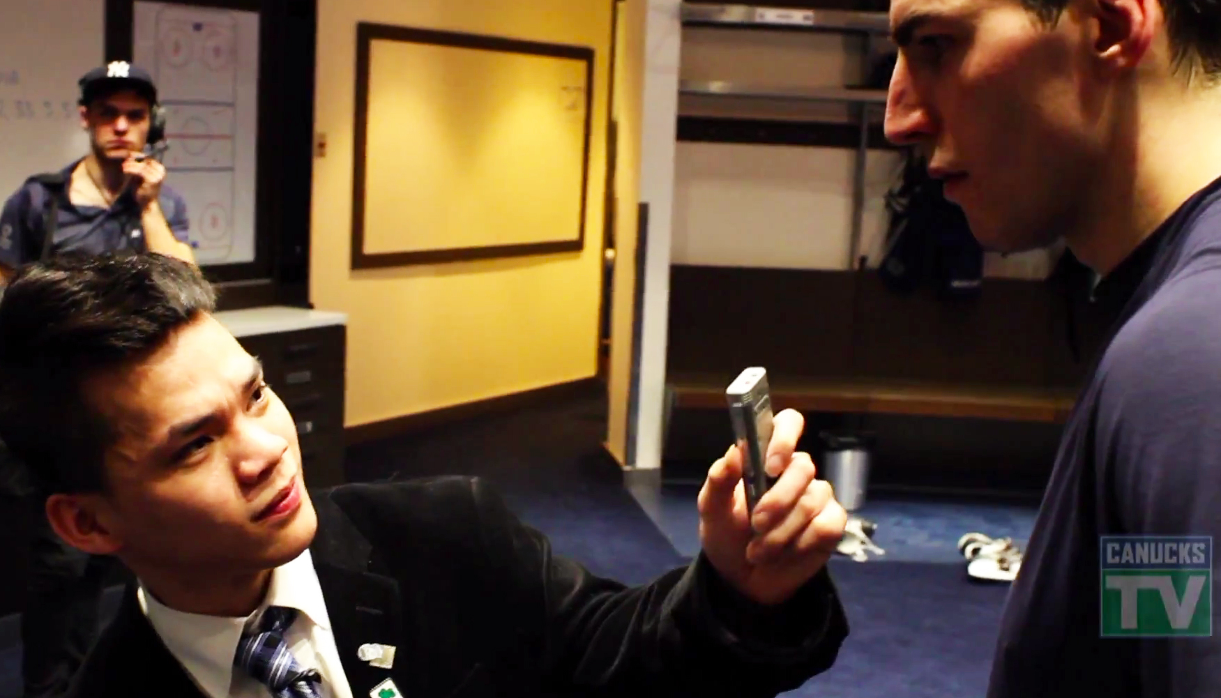 Gotta See It: Canucks reporter’s inspiring tale