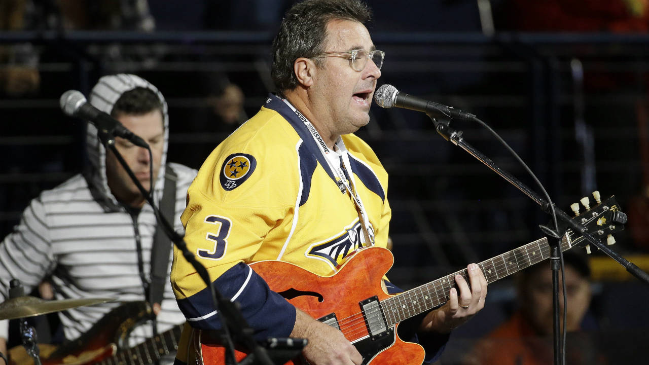 Vince-Gill-Nashville-Predators