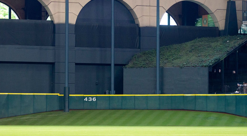 Astros to remove Tal's Hill at Minute Maid Park