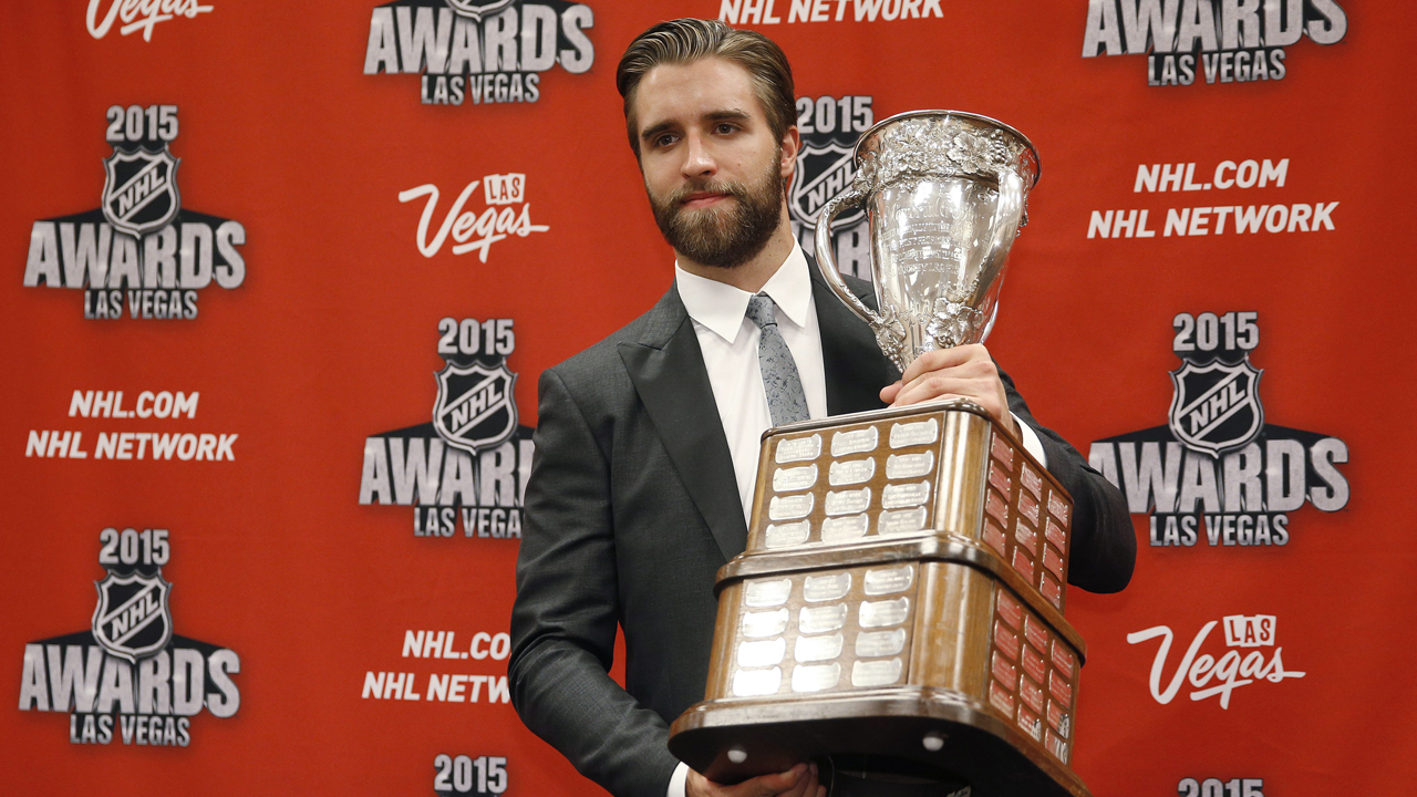 Photo 16x20 Signée Aaron Ekblad (Florida Panthers) Avec Inscription Calder 2015 - Authentique