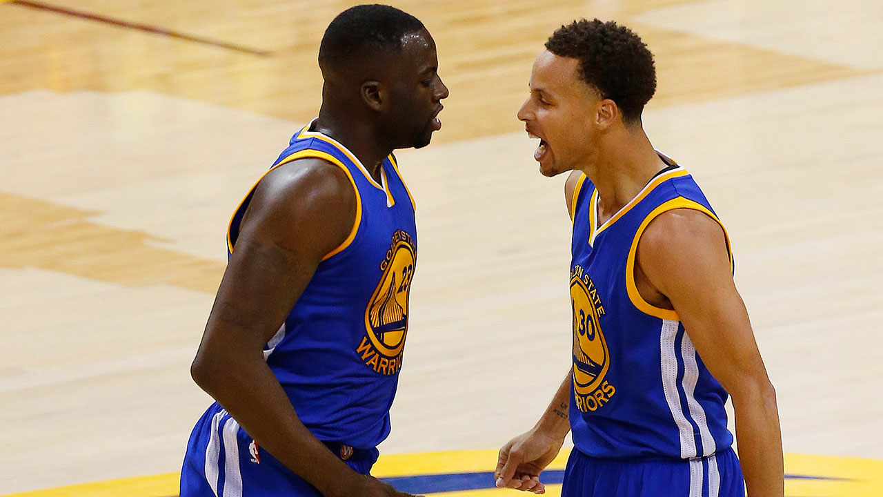 Stephen-Curry;-Golden-State-Warriors;-NBA;-Draymond-Green