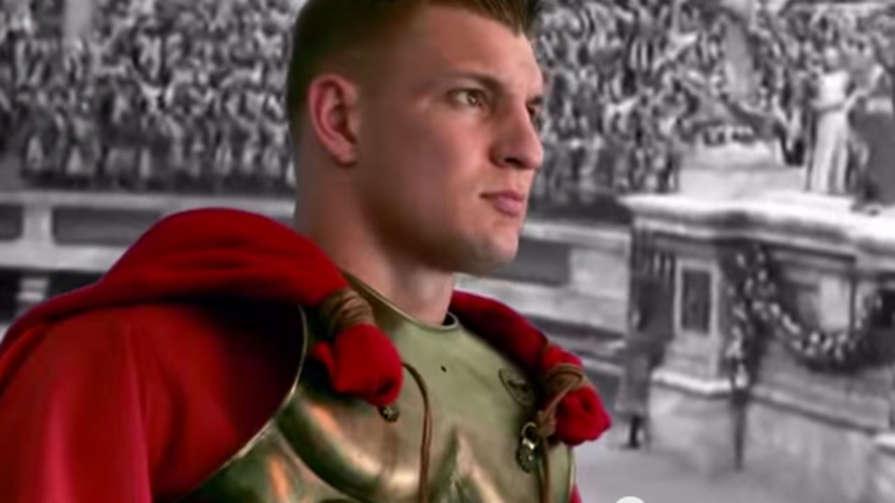 Rob-Gronkowski;-New-England-Patriots;-NFL