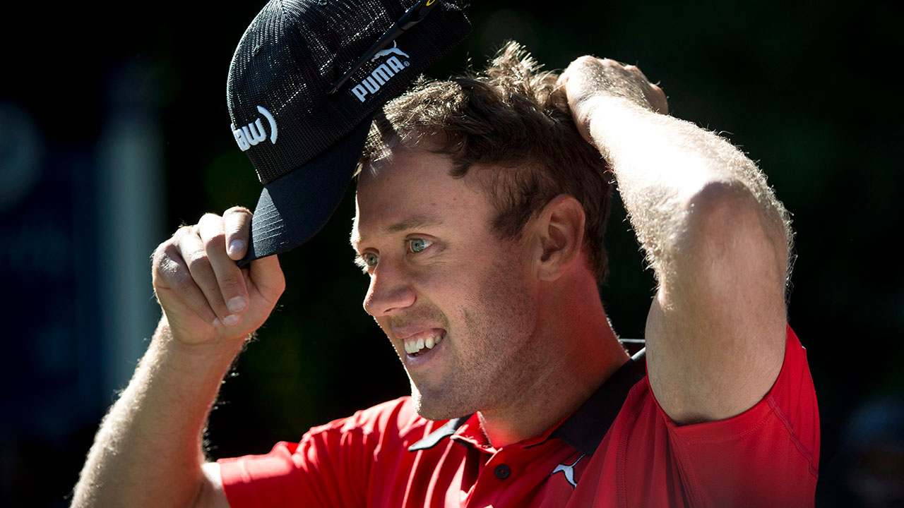 Den Rio Graham Former NHLer Ray Whitney will caddy for DeLaet in Rio