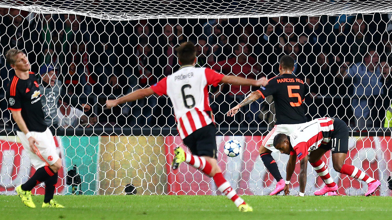 Luciano-Narsingh;-PSV;-Manchester-United;-Champions-League