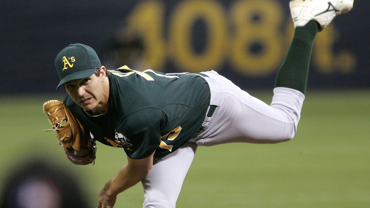 Athletics call up former Cy Young winner Barry Zito