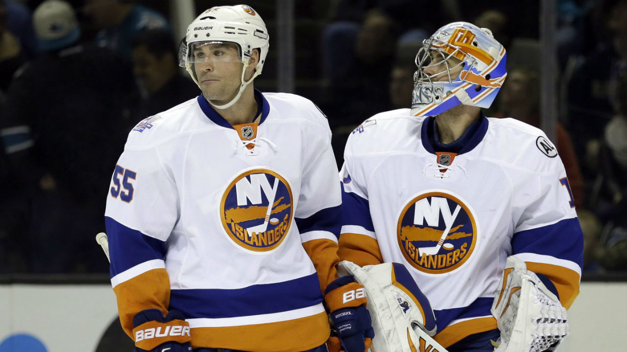 Islanders place Johnny Boychuk on IR with upper body injury