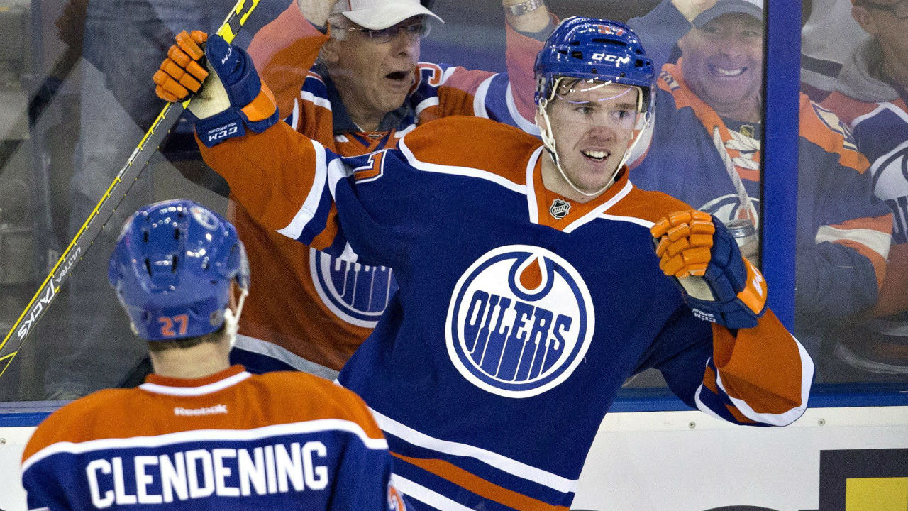 Connor-McDavid-had-a-goal-and-two-assists-in-his-return-to-the-lineup-as-the-Edmonton-Oilers-snapped-a-three-game-losing-skid-with-a-5-1-victory-over-the-Columbus-Blue-Jackets-on-Tuesday.-(Jason-Franson/CP)