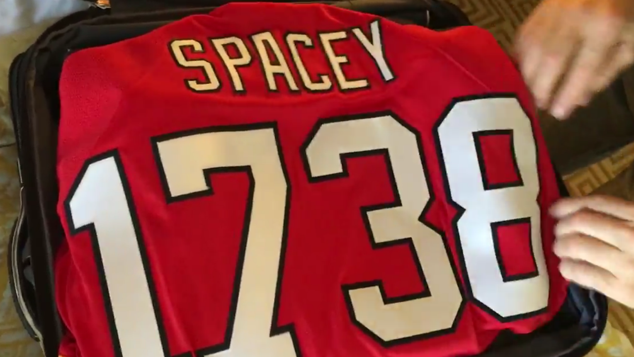 Report: Kevin Spacey to drop puck at Panthers game Saturday