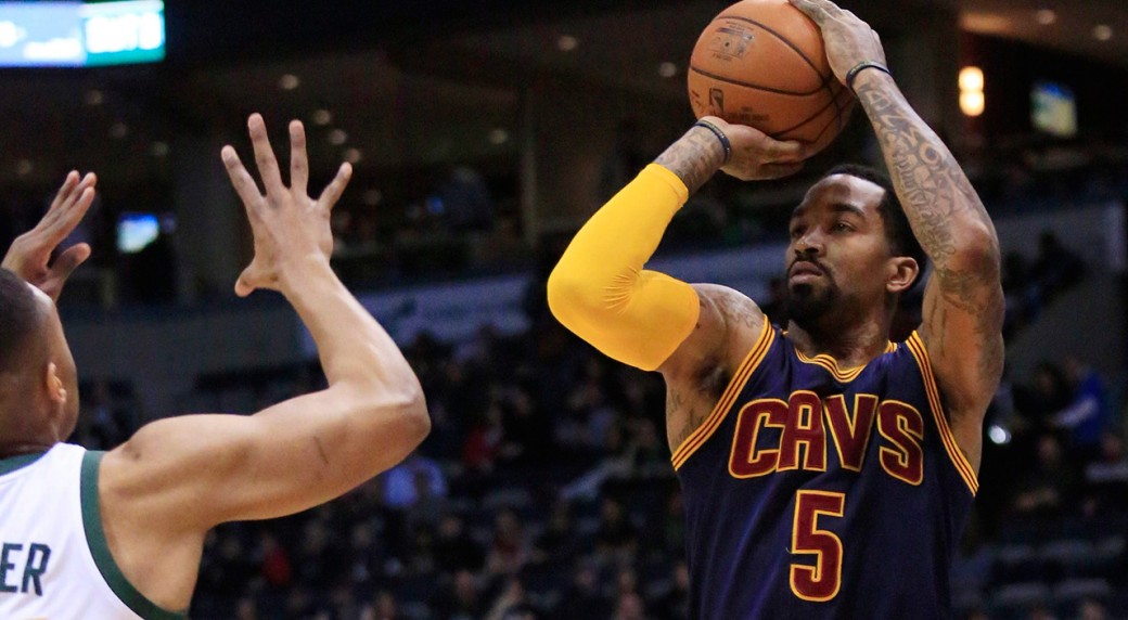 Cavaliers guard J.R. Smith sidelined with hyperextended left knee ...