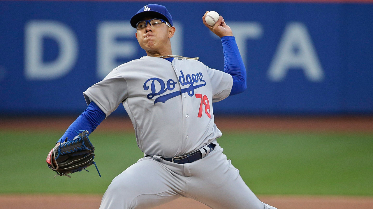 Dodgers manager Dave Roberts hits Julio Urias with boost of