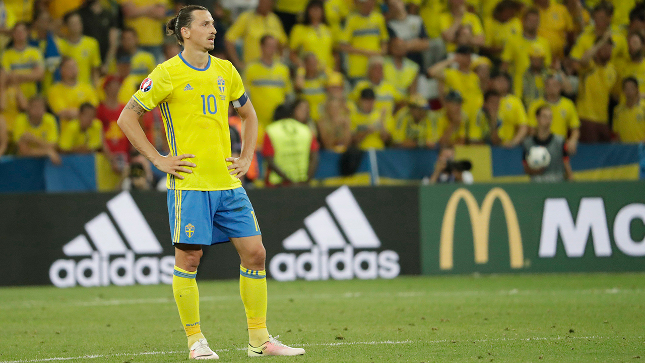 Zlatan Ibrahimovic will suit up for Sweden once again. (Ariel Schalit/AP)