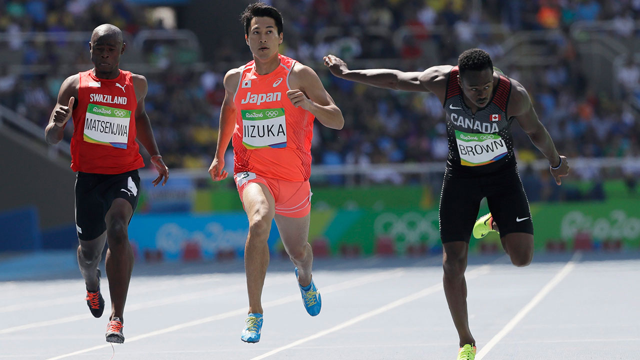 Both Canadian relay teams qualify for 4x100m sprints finals