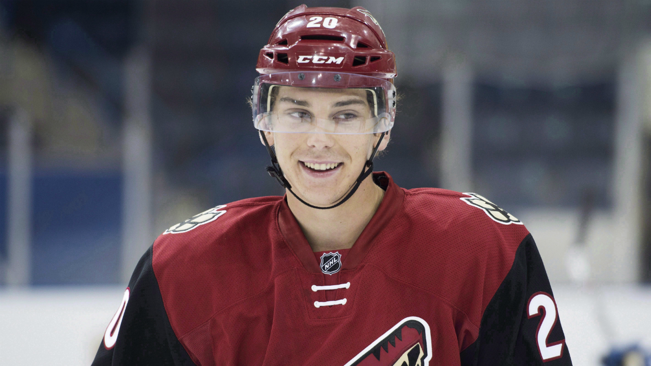 dylan strome coyotes jersey