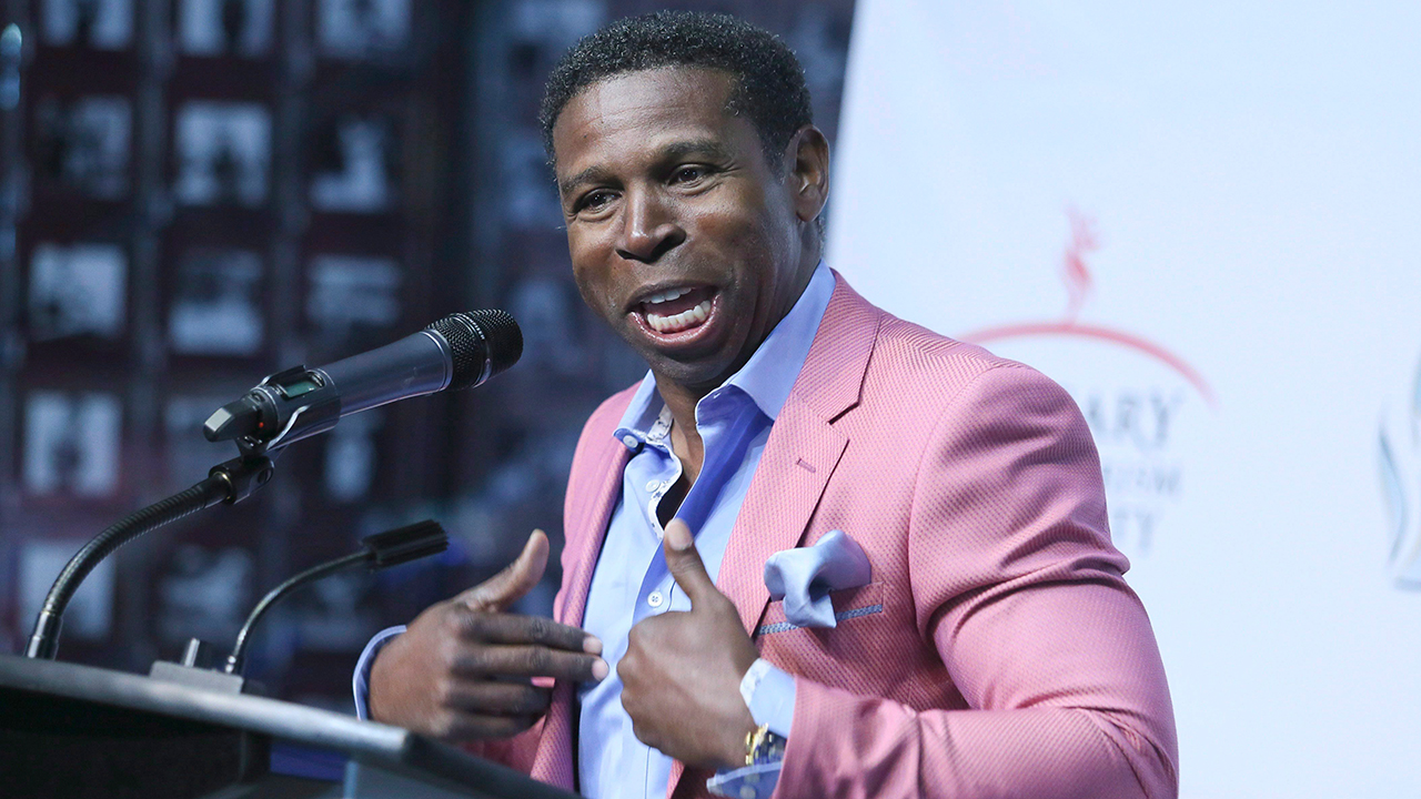 Argonauts GM ‘Pinball’ Clemons won’t be running to replace Tory as Toronto mayor