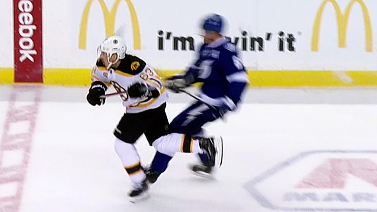Brad Marchand breaks late tie, Bruins top Senators in Game 1 – The