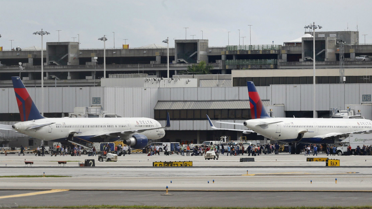 (Al-Diaz/Miami-Herald-via-AP)