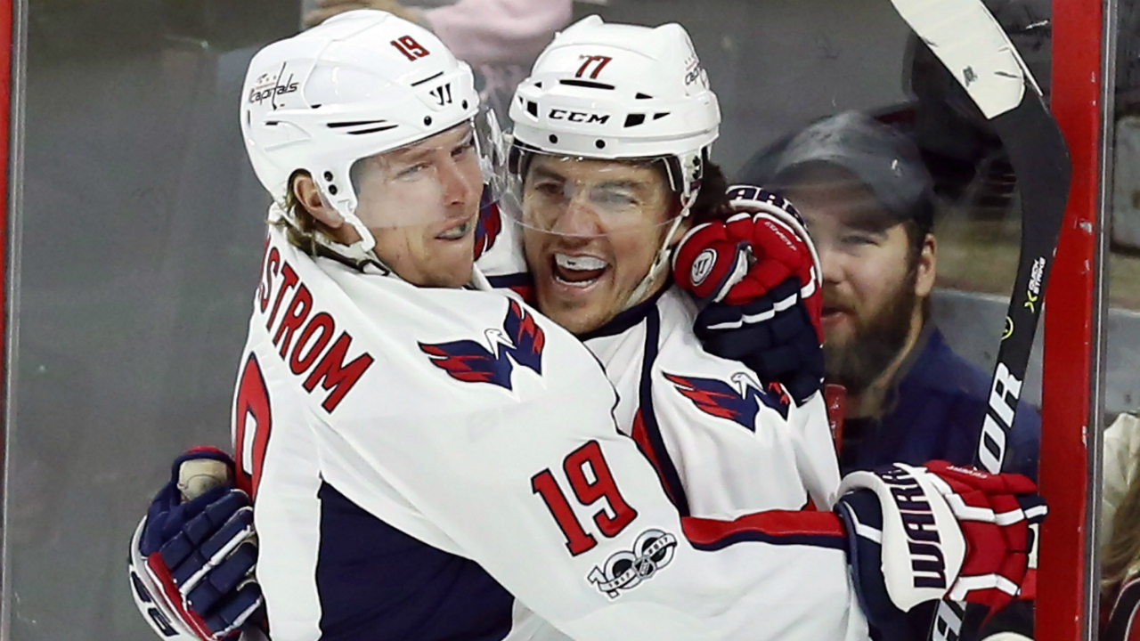 Washington-Capitals'-T.J.-Oshie-(77)-celebrates-his-goal-with-teammate-Nicklas-Backstrom-(19)-during-first-period-NHL-hockey-against-the-Ottawa-Senators,-in-Ottawa-on-Saturday,-January-7,-2017.-(Fred-Chartrand/CP)