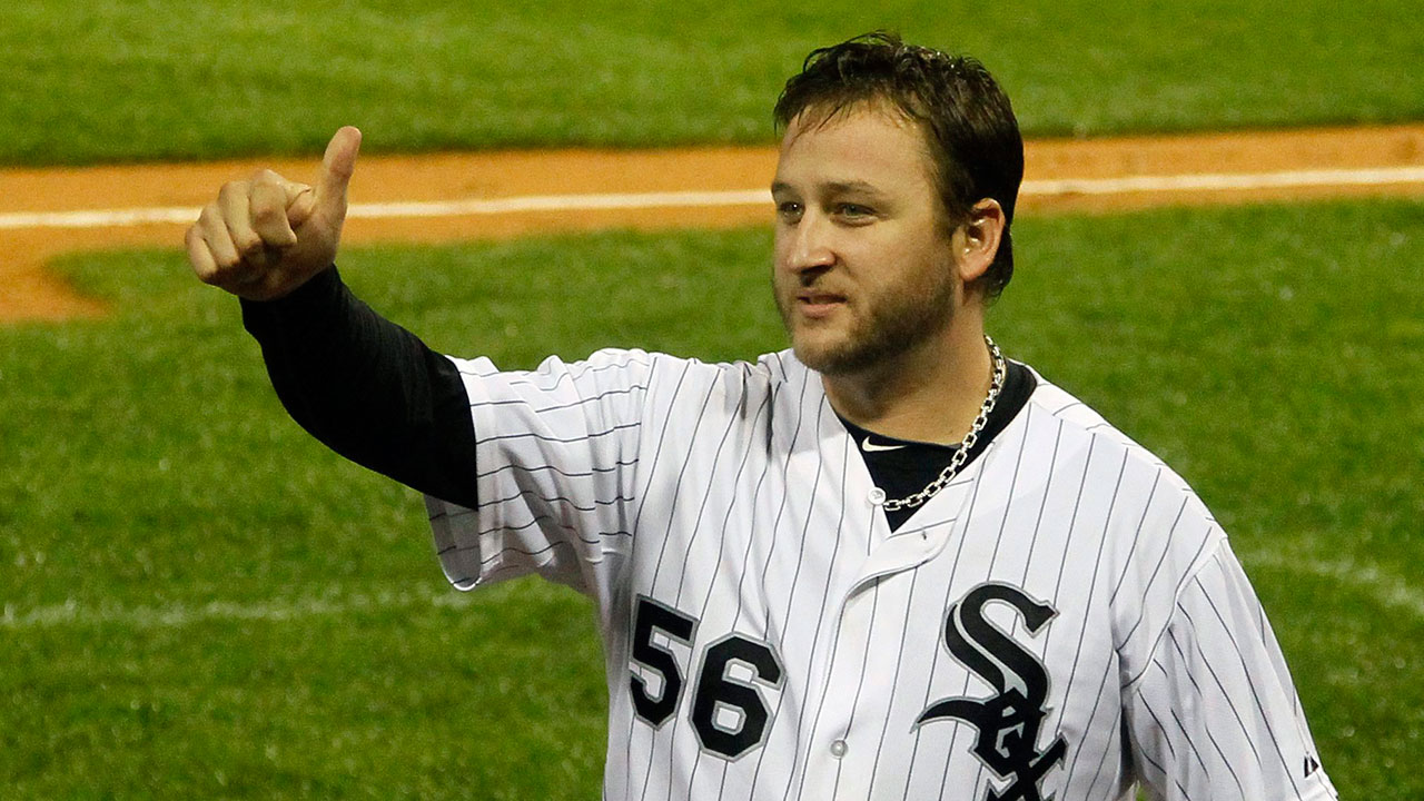 White Sox to retire pitcher Mark Buehrle's number