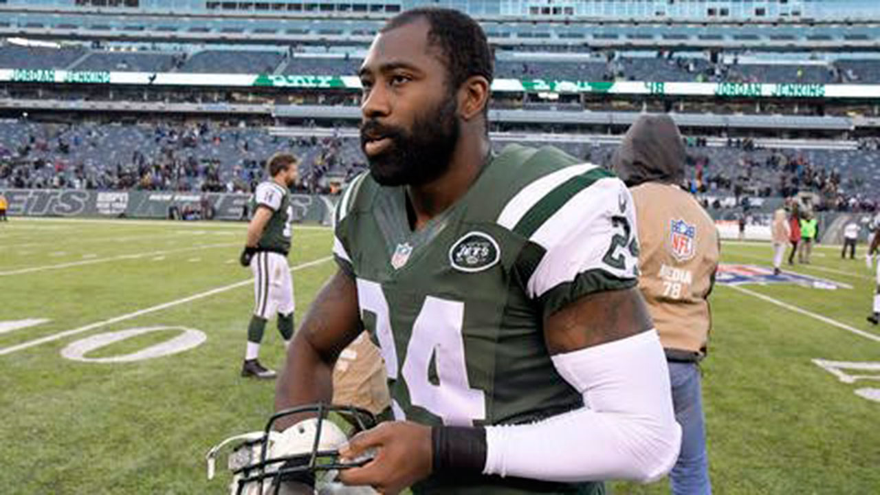 Darrelle Revis (Bill Kostroun/AP)