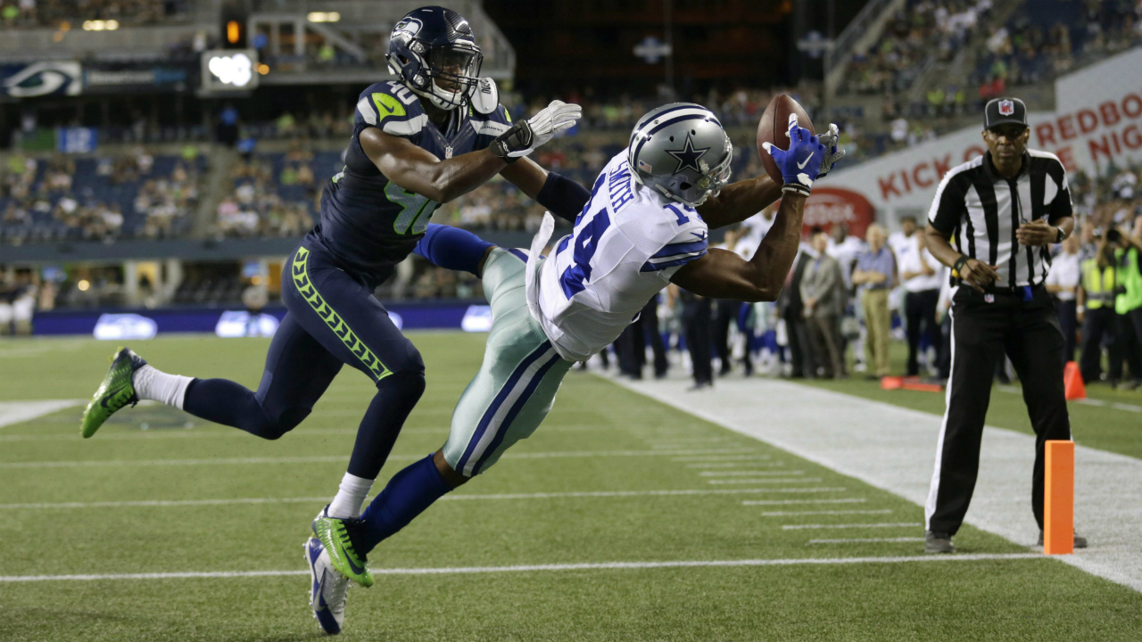 Dallas-Cowboys-wide-receiver-Rodney-Smith,-right,-makes-a-catch-for-a-touchdown-ahead-of-Seattle-Seahawks-free-safety-Tyvis-Powell-during-the-second-half-of-a-preseason-NFL-football-game-Thursday,-Aug.-25,-2016,-in-Seattle.-(Stephen-Brashear/AP)