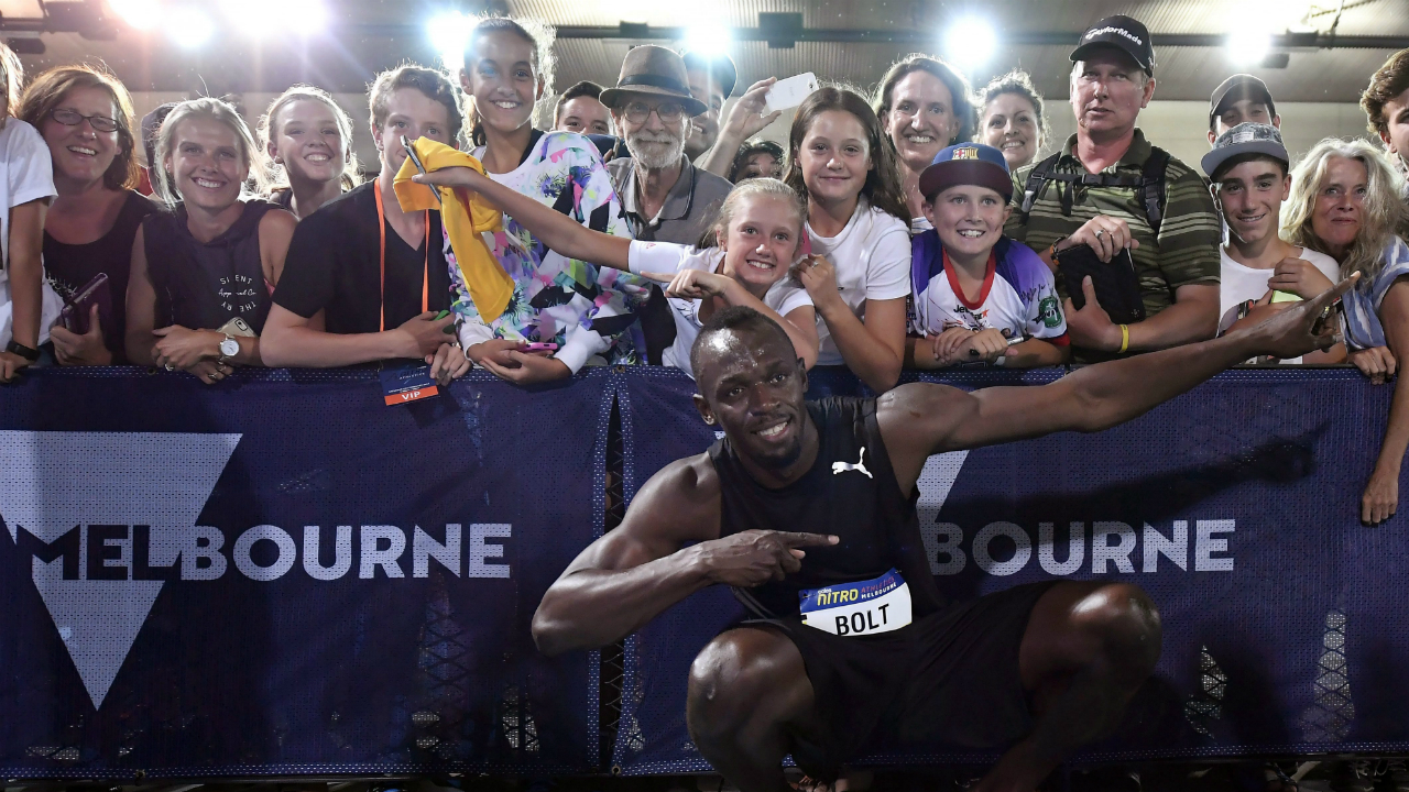 Jamaica's-Usain-Bolt-poses-for-a-photo-with-fans-after-competing-in-the-mixed-4-x-100-meter-relay-at-the-Nitro-Athletics-meet-in-Melbourne,-Australia,-Saturday,-Feb.-4,-2017.-(Andy-Brownbill/AP)