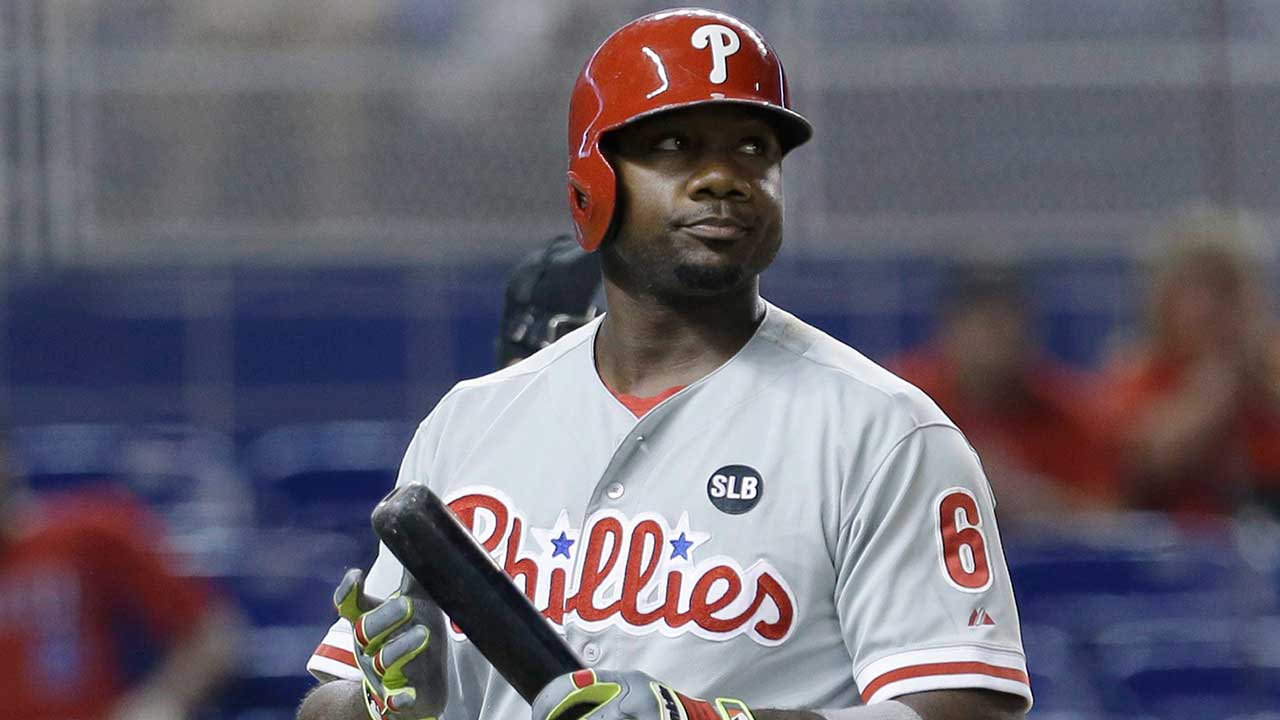 Slugger Ryan Howard gets minor league deal with Braves