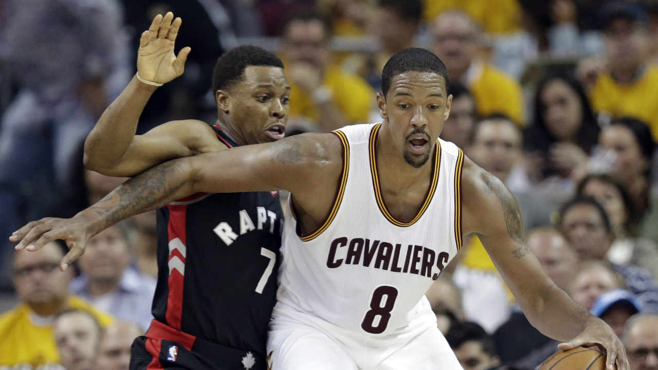Cleveland-Cavaliers'-Channing-Frye-(8)-drives-past-Toronto-Raptors'-Kyle-Lowry-(7)-in-the-first-half-in-Game-1-of-a-second-round-NBA-basketball-playoff-series,-Monday,-May-1,-2017,-in-Cleveland.-The-Cavaliers-won-116-105.-(Tony-Dejak/AP)