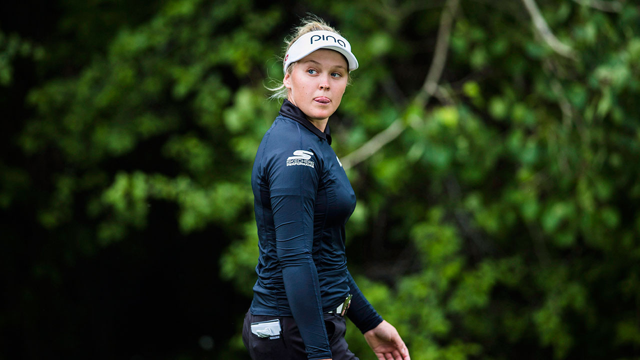Brooke-Henderson-of-Canada-walks-from-the-18th-tee-during-the-second-round-of-the-LPGA-Classic-at-Whistle-Bear-Golf-Club-in-Cambridge,-Ont.,-on-Friday,-June-9,-2017.-(Mark-Blinch/CP)