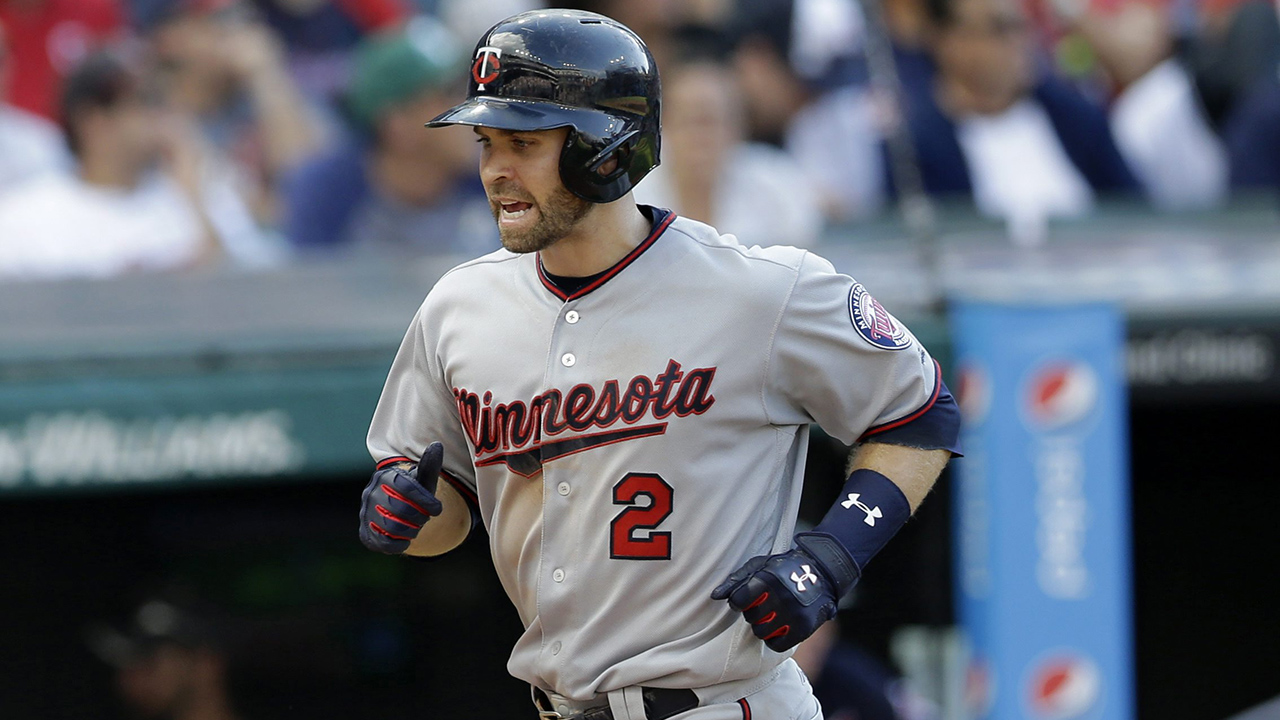 Twins' Brian Dozier lends his support to Team Trucker