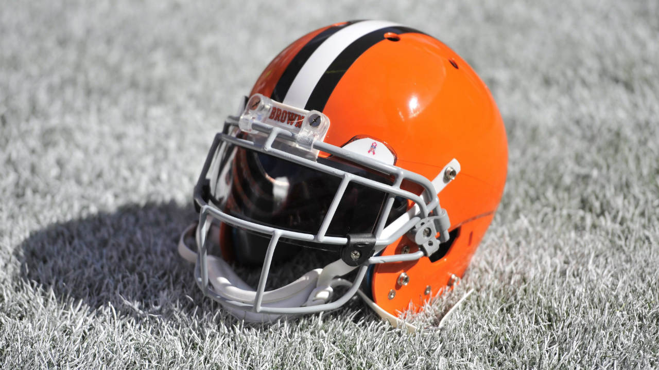 A-Cleveland-Browns-helmet.-(David-Richard/AP)