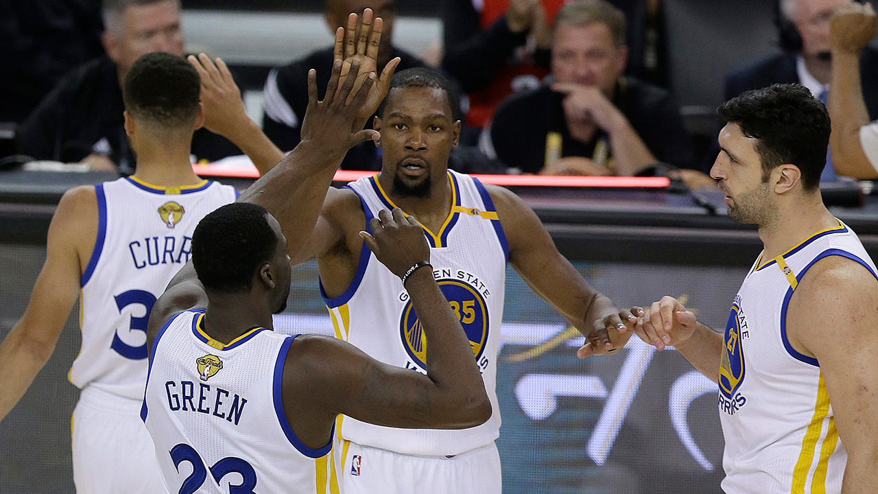 Golden-State-Warriors;-Kevin-Durant;-Steph-Curry