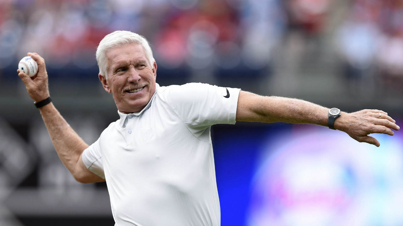 Former-Philadelphia-Phillies-third-baseman-Mike-Schmidt.-(Michael-Perez/AP)