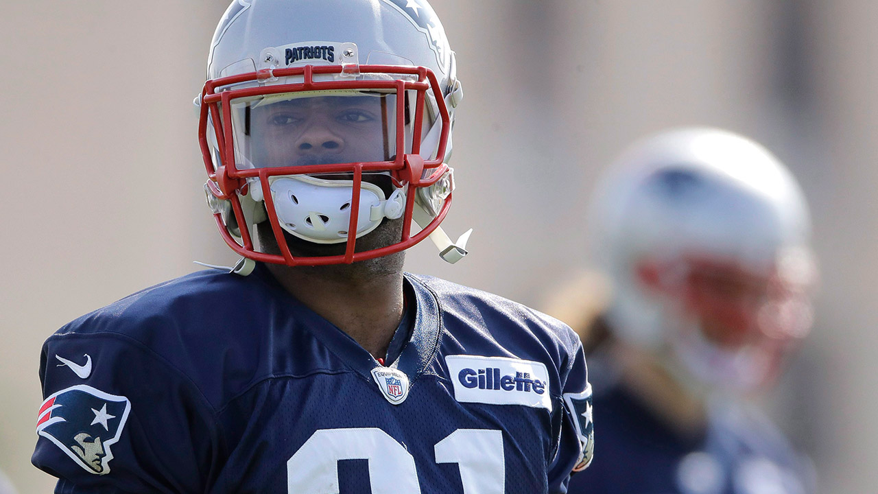 New-England-Patriots-cornerback-Malcolm-Butler-watches-a-drill-during-a-practice.-(Charlie-Riedel/AP)