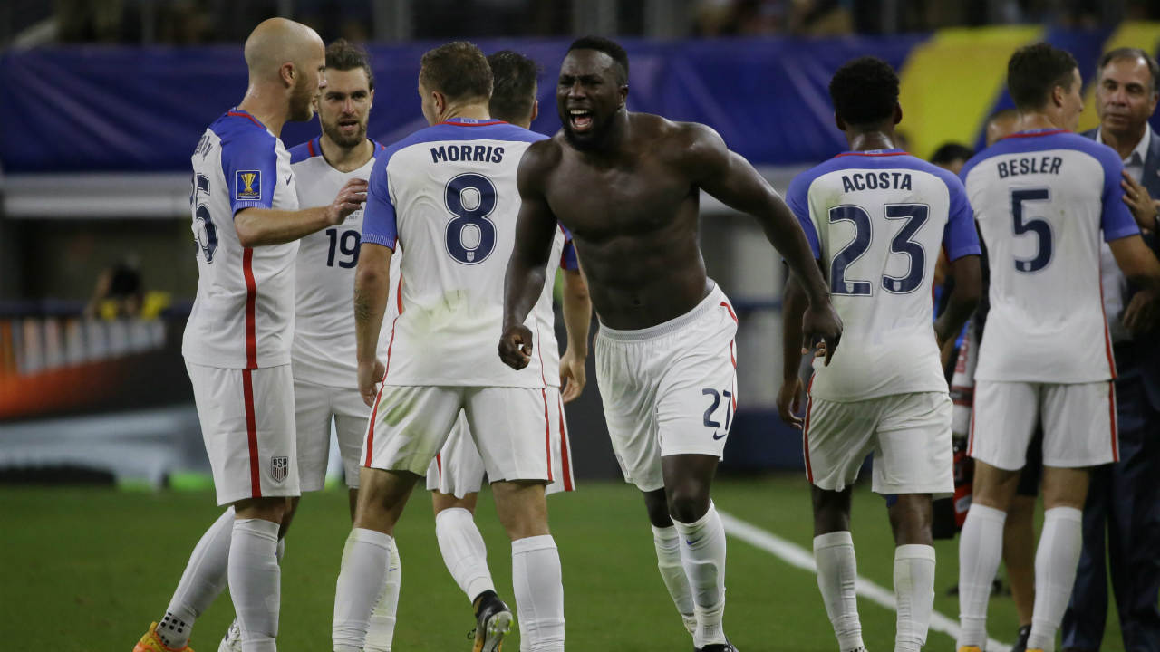 United-States'-Jozy-Altidore-celebrates-after-scoring-against-Costa-Rica-during-a-CONCACAF-Gold-Cup-semifinal-soccer-match-in-Arlington,-Texas,-Saturday,-July-22,-2017.-(LM-Otero/AP)