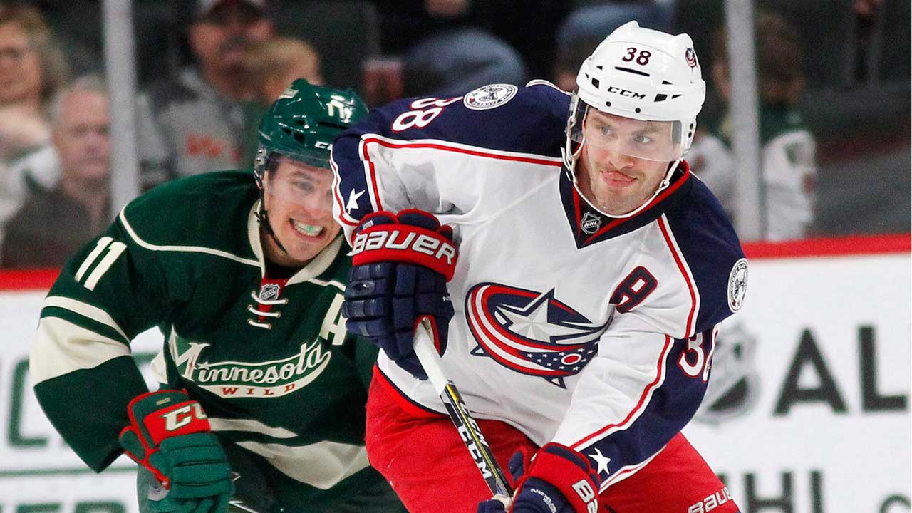 boone-jenner-re-signs-blue-jackets